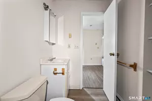 985 Bank St, Waterbury, CT 06708 - Photo 29