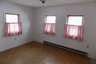 133 Weymouth Rd, Enfield, CT 06082 - Photo 3