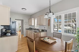170 Thistle Pond Dr, Bloomfield, CT 06002 - Photo 15