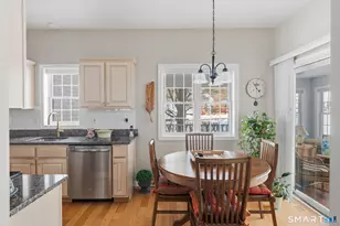 170 Thistle Pond Dr, Bloomfield, CT 06002 - Photo 13