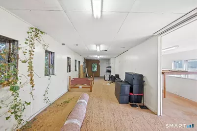 33 Boston Post Road, Waterford, CT 06385 - Photo 27