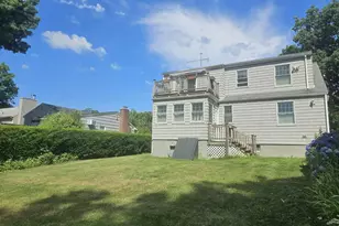 201 Judd St, Fairfield, CT 06824 - Photo 23