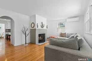 201 Judd St, Fairfield, CT 06824 - Photo 3