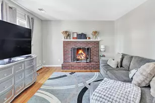 574 Thorme St, Bridgeport, CT 06606 - Photo 3