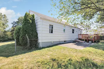 574 Thorme Street, Bridgeport, CT 06606 - Photo 25