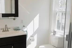 19 Pearl St, Groton, CT 06355 - Photo 23