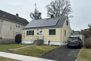 329 Ezra St, Bridgeport, CT 06606 - Photo 3