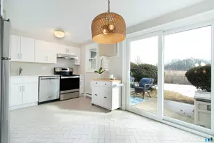 211 E Main St, Branford, CT 06405 - Photo 9