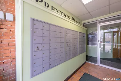 319 New Britain Road #APT 215, Berlin, CT 06037 - Photo 3