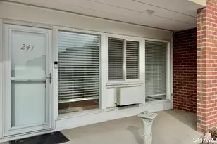 241 W Walk, West Haven, CT 06516 - Photo 13