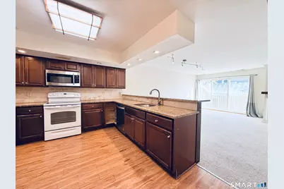 1400 Bedford Street #11, Stamford, CT 06905 - Photo 3