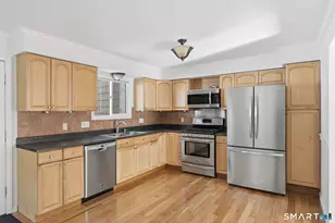 66 Hampton Park, Branford, CT 06405 - Photo 11