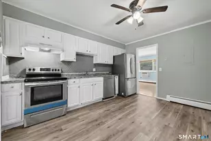 81 Cherry Hill Dr, Bridgeport, CT 06606 - Photo 7