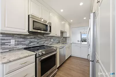 100 Seaview Avenue #2J, Norwalk, CT 06855 - Photo 7