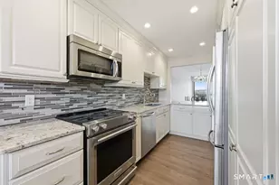 100 Seaview Ave, Norwalk, CT 06855 - Photo 7