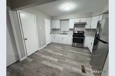 16 Cossett Street, Waterbury, CT 06704 - Photo 5