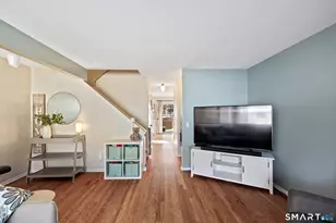 226 Sunrise Hill Rd, Norwalk, CT 06851 - Photo 5