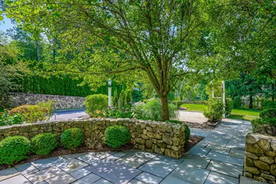 19 Georgian Lane, Darien, CT 06820 - Photo 31