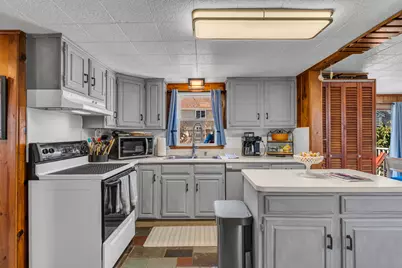 32 Bassett Lane, Madison, CT 06443 - Photo 15