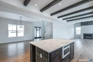 195 Willow Creek Estates Dr, Southbury, CT 06488 - Photo 13