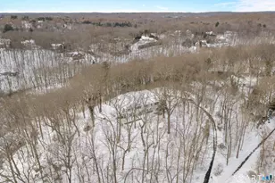 2 Wahackme Ln, New Canaan, CT 06840 - Photo 7