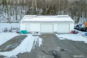 134 Massapeag Side Rd, Montville, CT 06382 - Photo 3