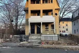 190 Brook St, Hartford, CT 06120 - Photo 1