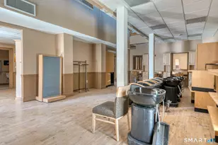 2404 Main St, Hartford, CT 06120 - Photo 13