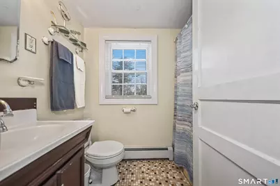 790 Wintergreen Avenue, Hamden, CT 06514 - Photo 25