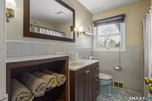 70 Foster St, Newington, CT 06111 - Photo 21