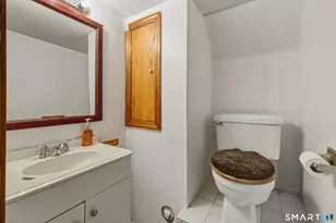 70 Foster St, Newington, CT 06111 - Photo 25