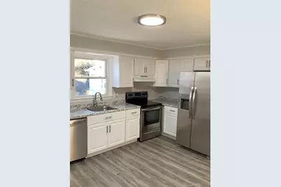 4 Villaway Road #Left Side, Norwalk, CT 06855 - Photo 5