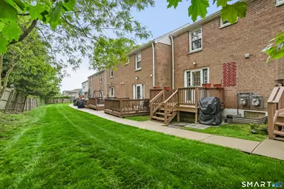 240 Sunnyridge Avenue #APT 63, Fairfield, CT 06824 - Photo 29