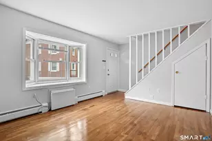 240 Sunnyridge Ave, Fairfield, CT 06824 - Photo 5