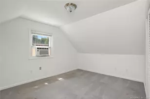 22 Tracey St, Norwalk, CT 06850 - Photo 21