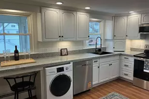 34 Buckingham Ave, Norwich, CT 06360 - Photo 9