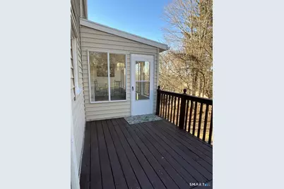 34 Buckingham Avenue, Norwich, CT 06360 - Photo 13