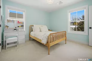 196 Robin Ln, Fairfield, CT 06824 - Photo 25