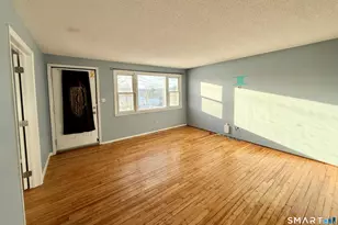 51 Kenyon Cir, New Britain, CT 06053 - Photo 9