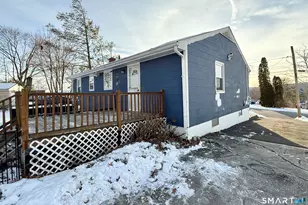 51 Kenyon Cir, New Britain, CT 06053 - Photo 3