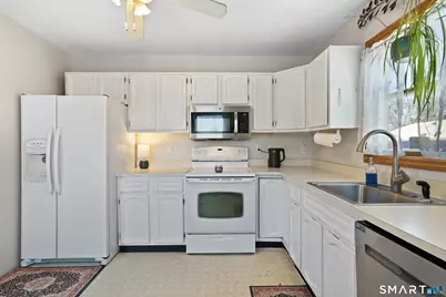 17 Charterhouse Road, New Milford, CT 06776 - Photo 15