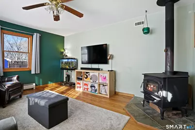 17 Charterhouse Road, New Milford, CT 06776 - Photo 5