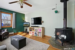 17 Charterhouse Rd, New Milford, CT 06776 - Photo 5