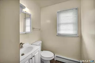 61 Laurel St, East Hartford, CT 06108 - Photo 17