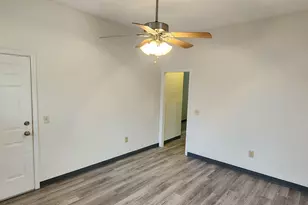 24 Meadow St, Wallingford, CT 06492 - Photo 17