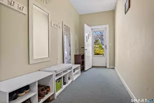 184 Greenway St, Hamden, CT 06517 - Photo 17