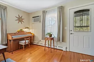 184 Greenway St, Hamden, CT 06517 - Photo 7