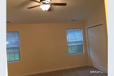 19 Hawthorne Drive #116, New London, CT 06320 - Photo 9