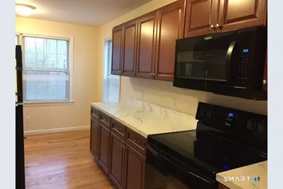 19 Hawthorne Drive #116, New London, CT 06320 - Photo 3