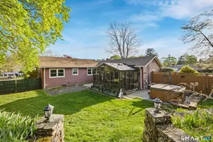 2 Finch Ct, Norwalk, CT 06854 - Photo 27